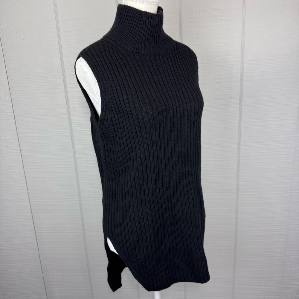 Everlane Black Ribbed Wool Cashmere Turtleneck Sleeveless Sweater High Low Slits